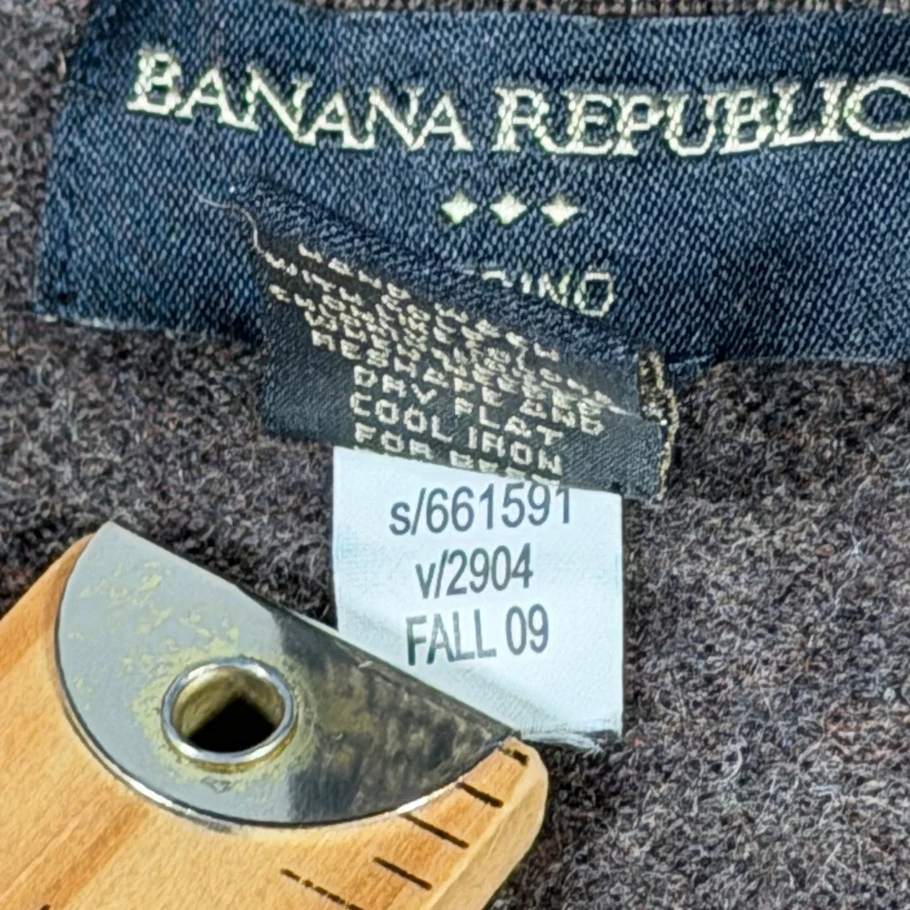 Banana Republic Merino Wool V Neck Striped Sweater Mens Large‎ Brown Blue